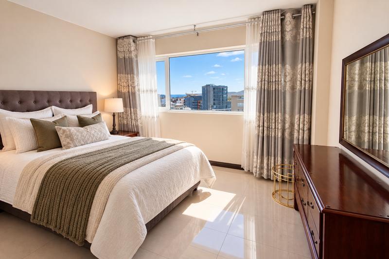 2 Bedroom Property for Sale in Green Point Western Cape